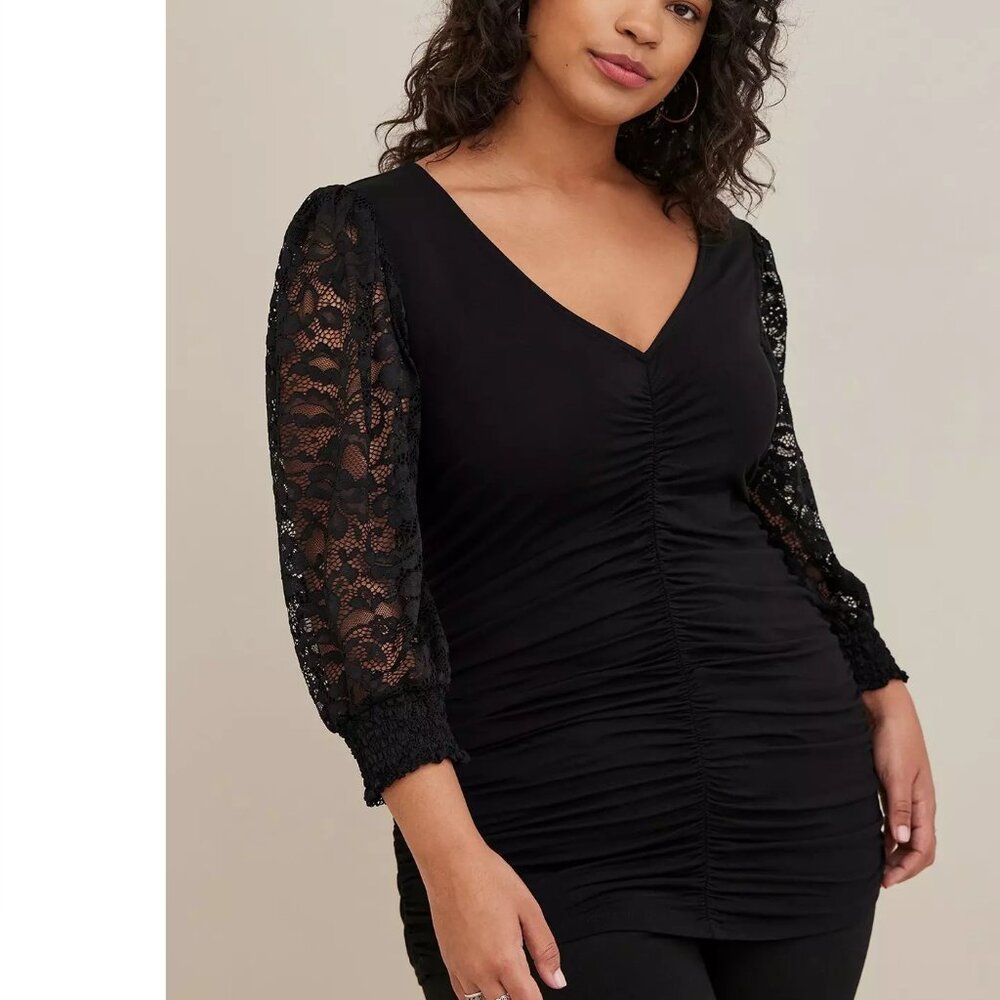 Plus Size 3X TORRID Black Supersoft Lace V-Neck Ruched Front Top Shirt Dressy